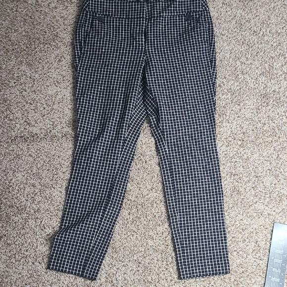 LOFT Marisa Petite Pants - Picture 5 of 11